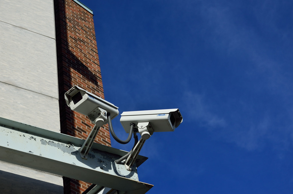Security inspection linkage and video surveillance project at a certain rail station 3